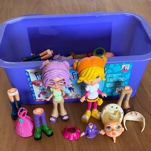 Discovery Toys Fashion Friends doll figurine building activities